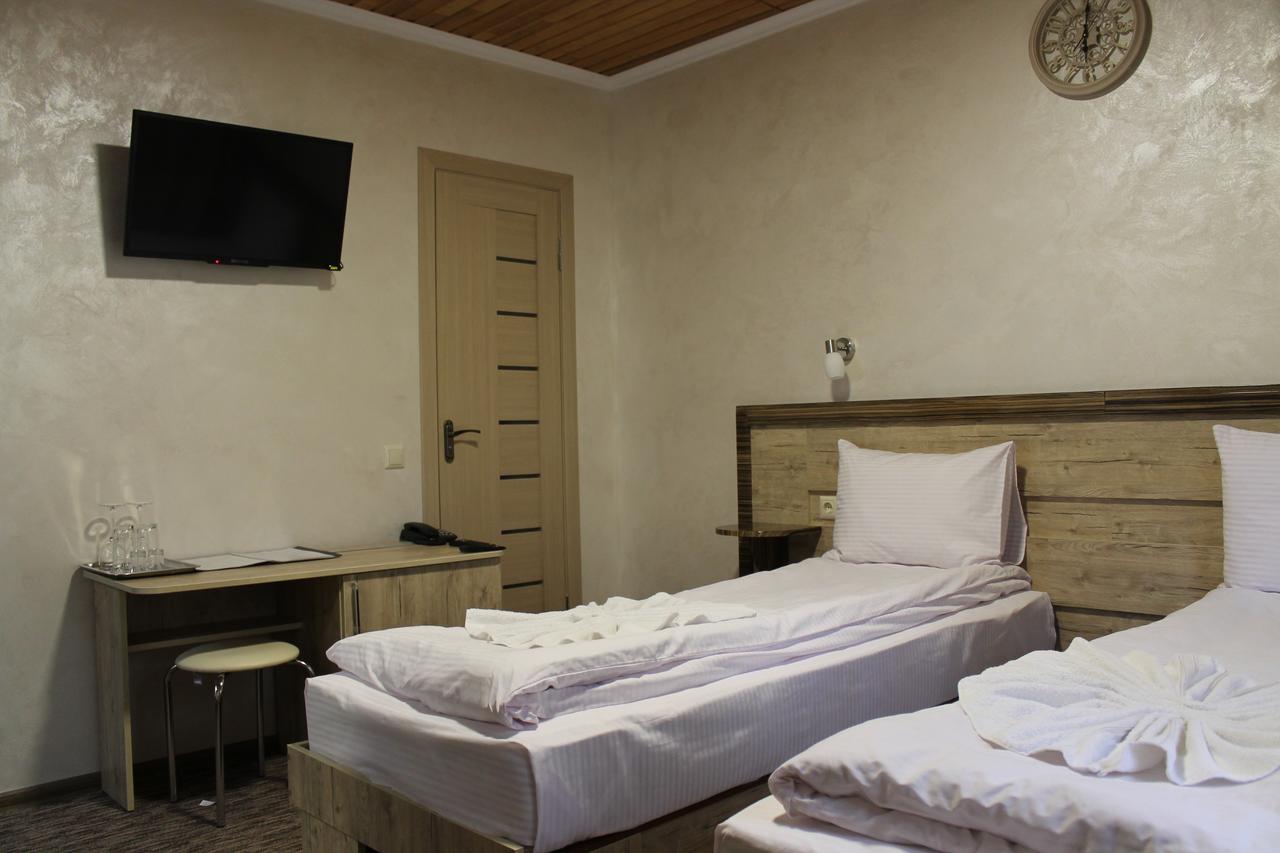 Dikii Med Hotel Geletintsy ภายนอก รูปภาพ